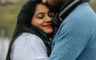 10 Signs Of Emotional Attraction From A Man